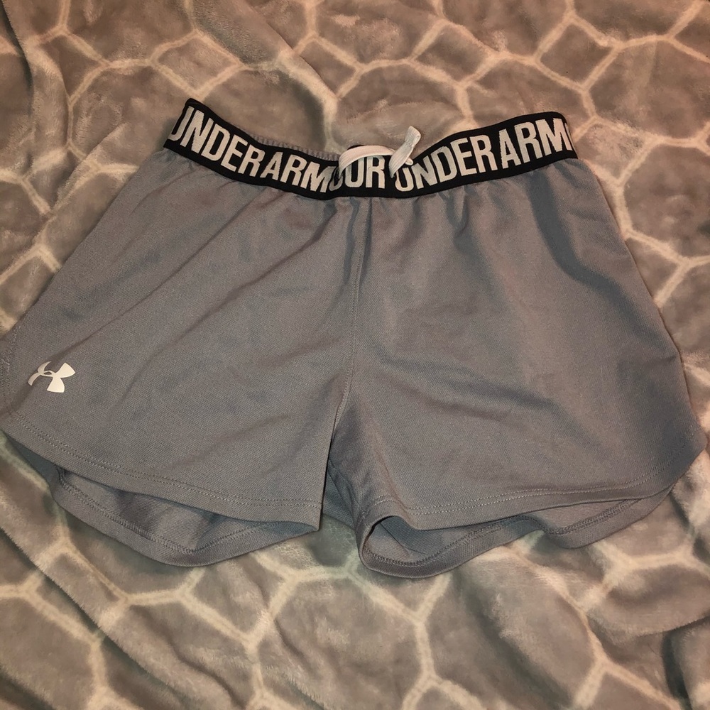 Under armour  grey shorts